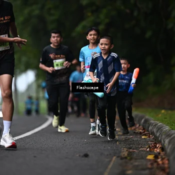 Runner Photo 8512254