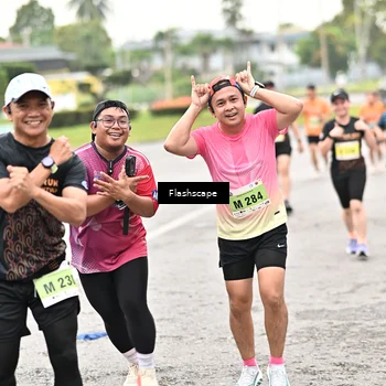 Runner Photo 8512315