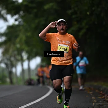 Runner Photo 8512346