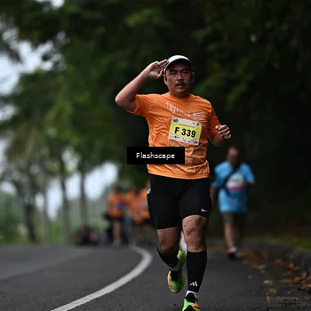 Runner Photo 8512348