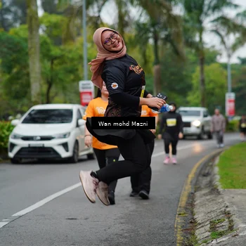 Runner Photo 8512418