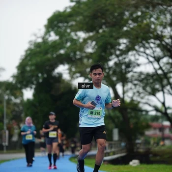 Runner Photo 8512435