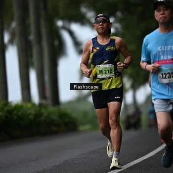 Runner Photo 8512473