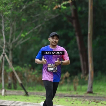 Runner Photo 8512496