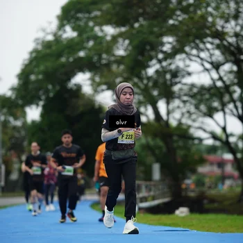 Runner Photo 8512533