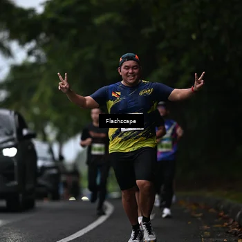 Runner Photo 8512582