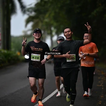 Runner Photo 8512612