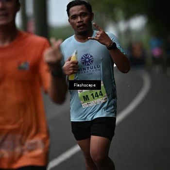 Runner Photo 8512636