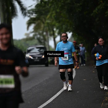 Runner Photo 8512665
