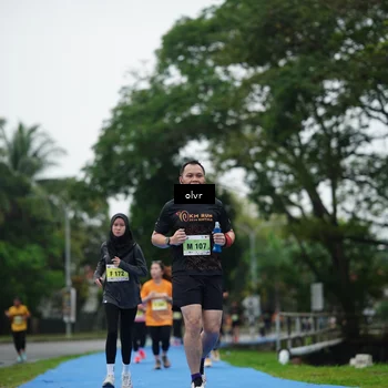 Runner Photo 8512667