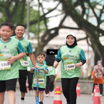 Runner Photo 8512681