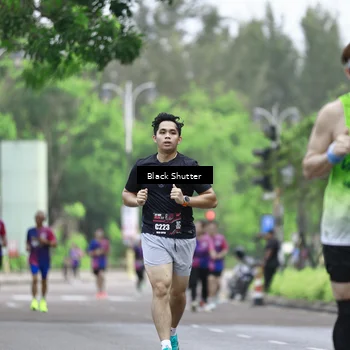 Runner Photo 8512684
