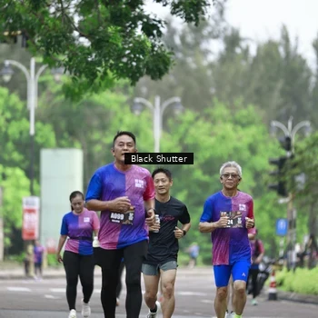Runner Photo 8512719