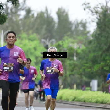 Runner Photo 8512720