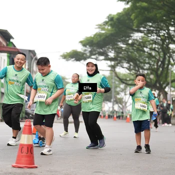 Runner Photo 8512727