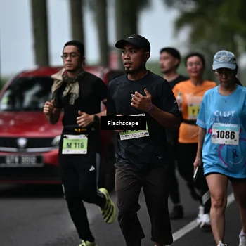 Runner Photo 8512833