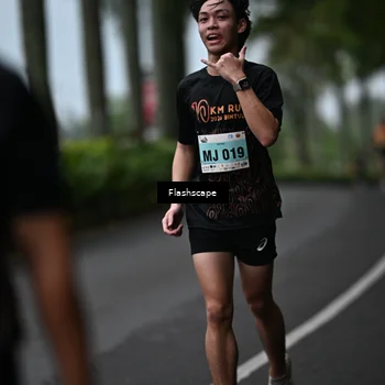 Runner Photo 8512910