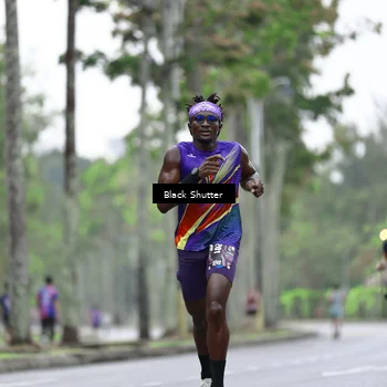Runner Photo 8512916