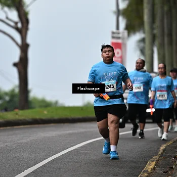 Runner Photo 8513272