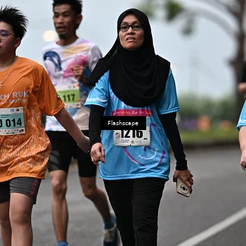 Runner Photo 8513275