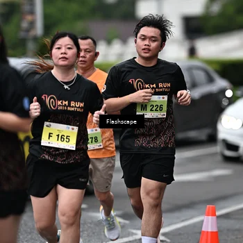 Runner Photo 8513493