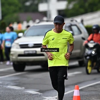 Runner Photo 8513551
