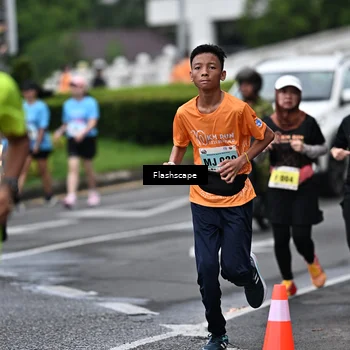 Runner Photo 8513559