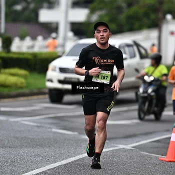 Runner Photo 8513636