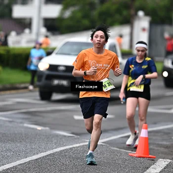 Runner Photo 8513666