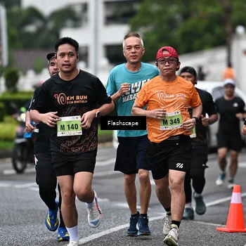 Runner Photo 8513724