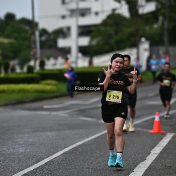 Runner Photo 8513976