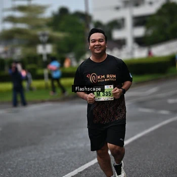 Runner Photo 8514005