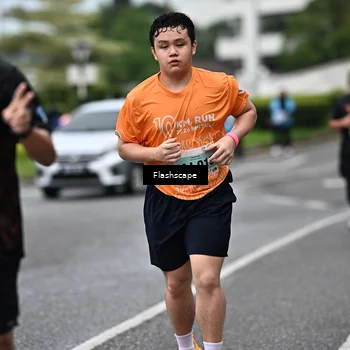 Runner Photo 8514059