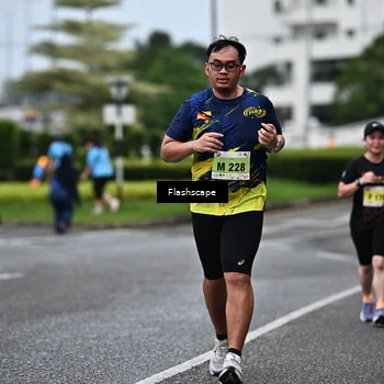 Runner Photo 8514359