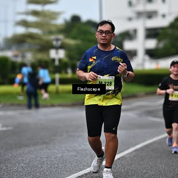 Runner Photo 8514367