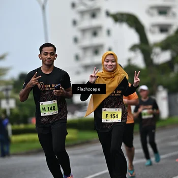 Runner Photo 8514575