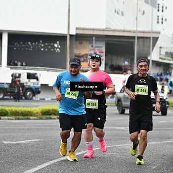 Runner Photo 8514664
