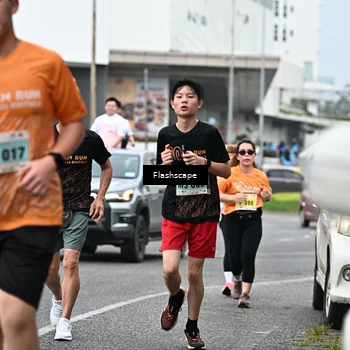 Runner Photo 8514682