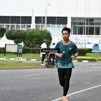 Runner Photo 8514731