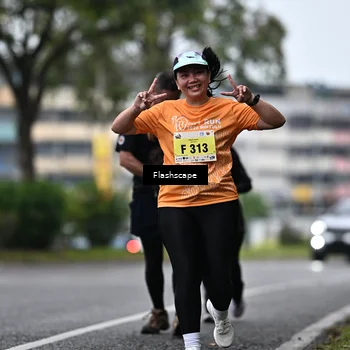 Runner Photo 8515663