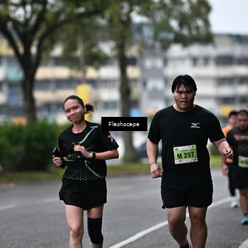 Runner Photo 8515677