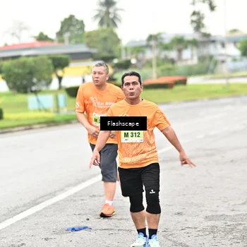 Runner Photo 8515786