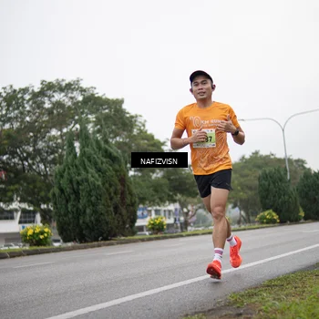 Runner Photo 8516044