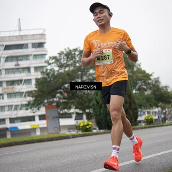Runner Photo 8516045