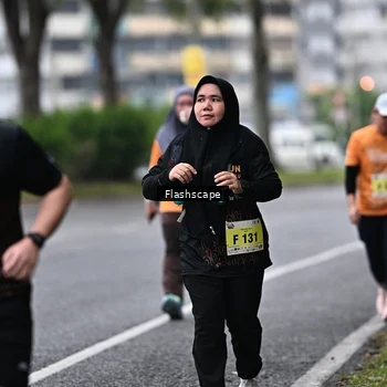 Runner Photo 8516113