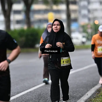 Runner Photo 8516133