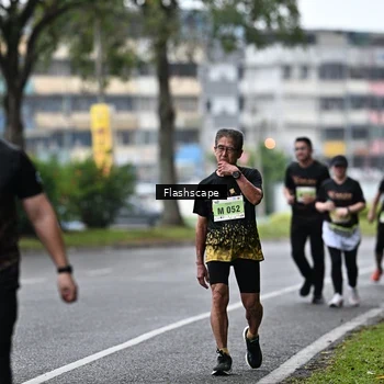 Runner Photo 8516192