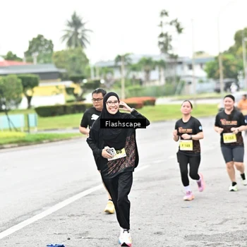 Runner Photo 8516263