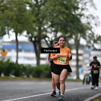 Runner Photo 8516654
