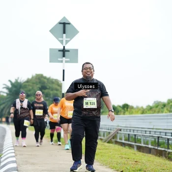 Runner Photo 8516803